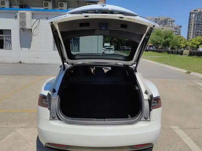 Model S 2017 100D — миниатюра 23