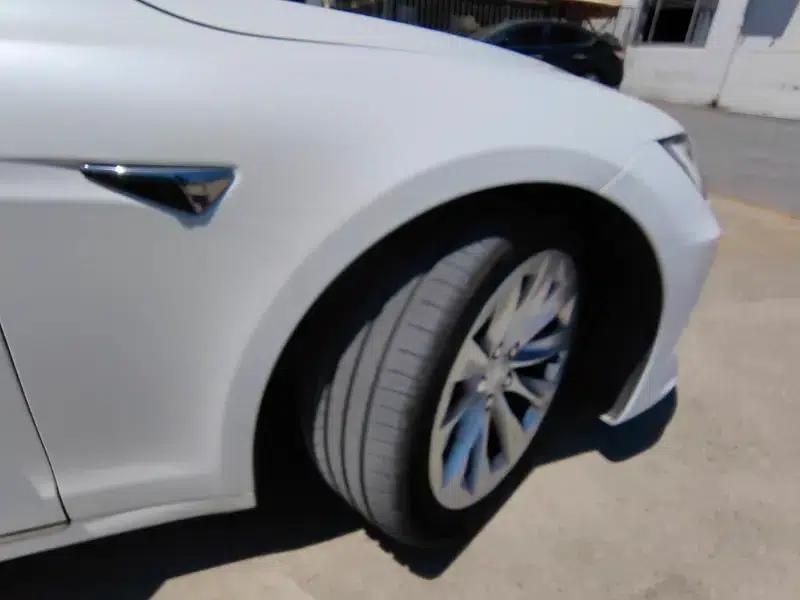 Model S 2017 100D — миниатюра 9