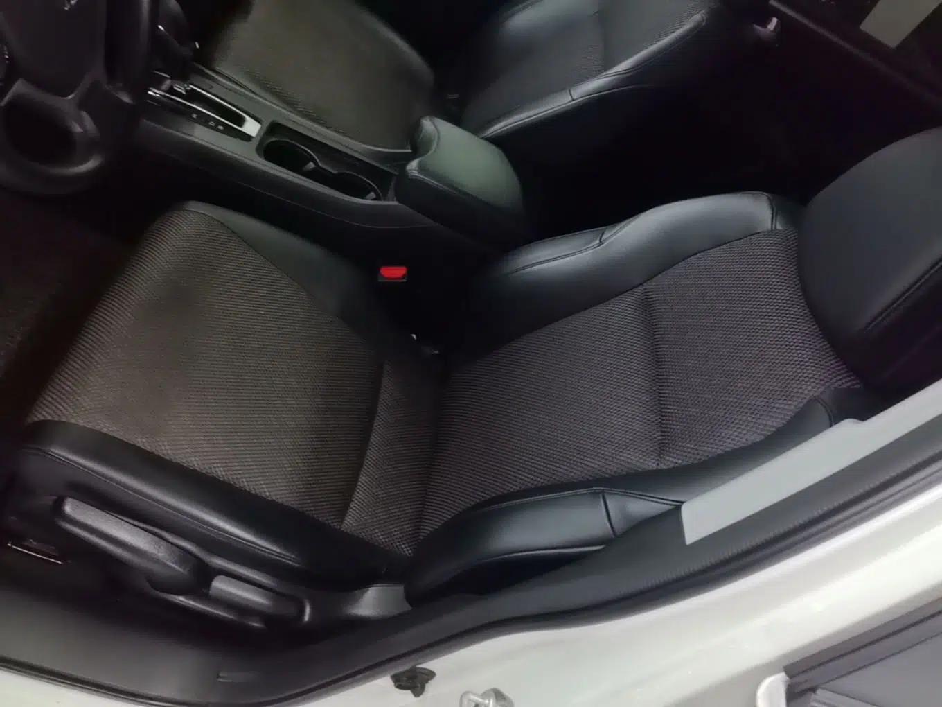 Honda Jade 2017 1.8L automatic Comfort version 5 seats — миниатюра 26