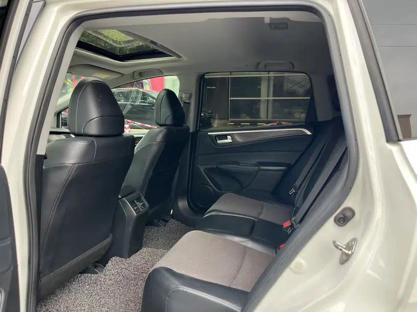 Honda Jade 2017 1.8L automatic Comfort version 5 seats — миниатюра 34