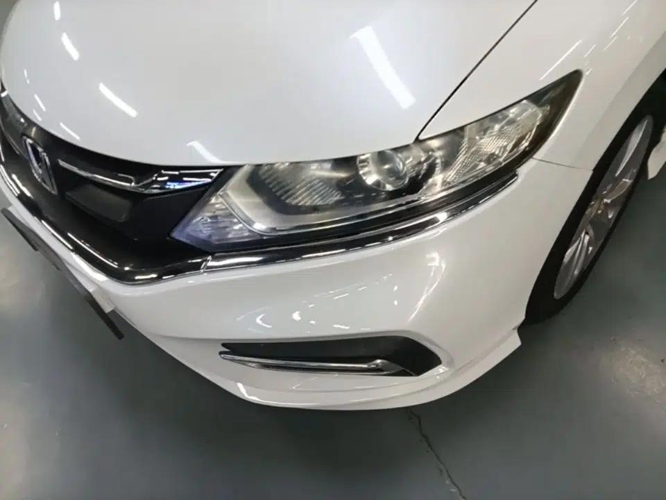 Honda Jade 2017 1.8L automatic Comfort version 5 seats — миниатюра 8