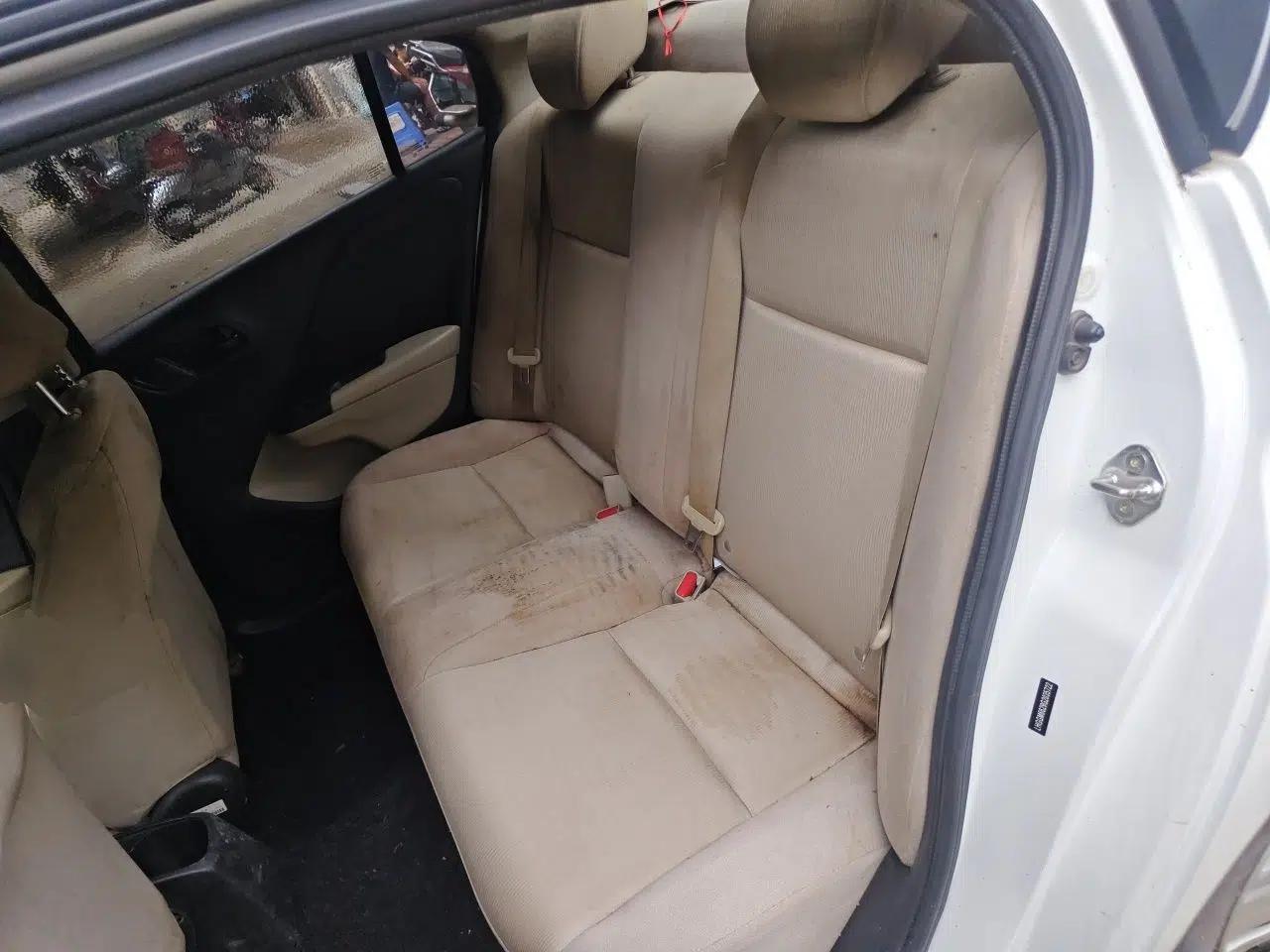 Honda City 2017 1.5L CVT Comfort Version — миниатюра 17