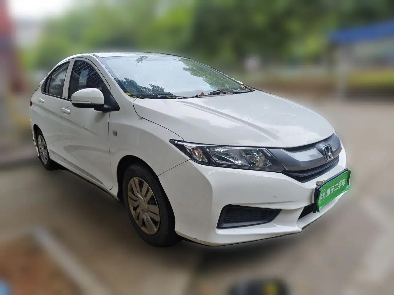 Honda City 2017 1.5L CVT Comfort Version — миниатюра 3