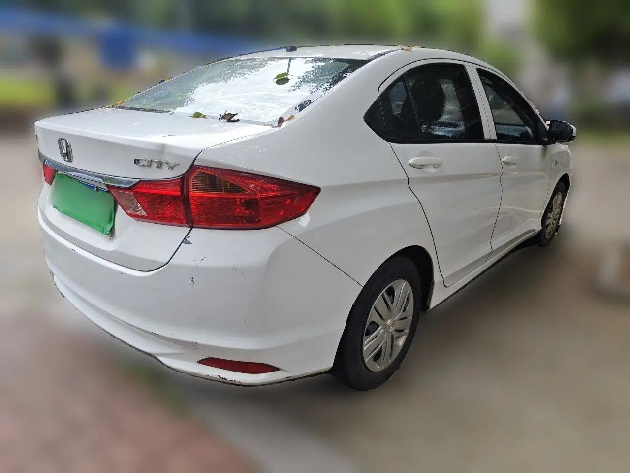 Honda City 2017 1.5L CVT Comfort Version — миниатюра 6