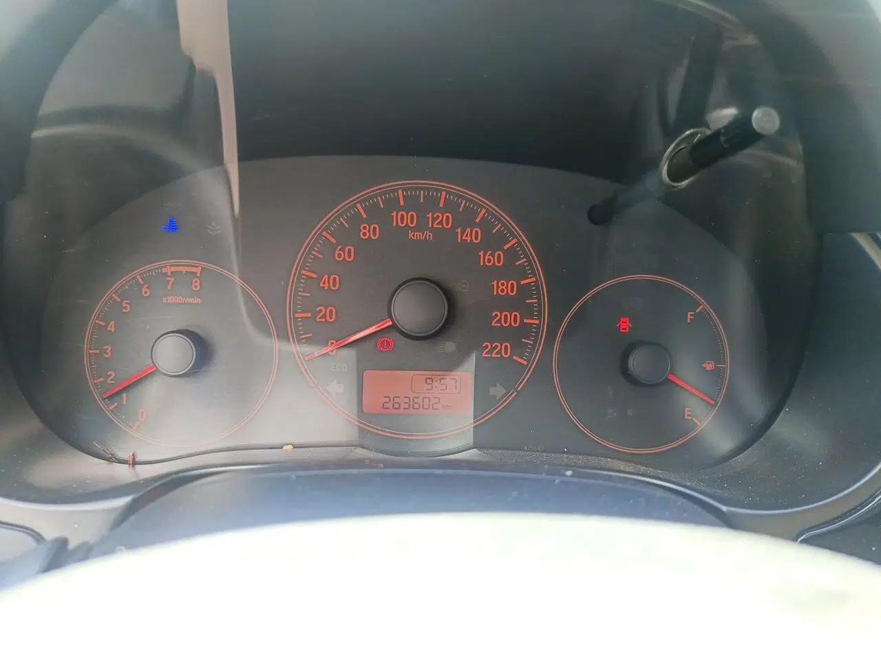 Honda City 2015 1.5L manual Comfort version — миниатюра 11
