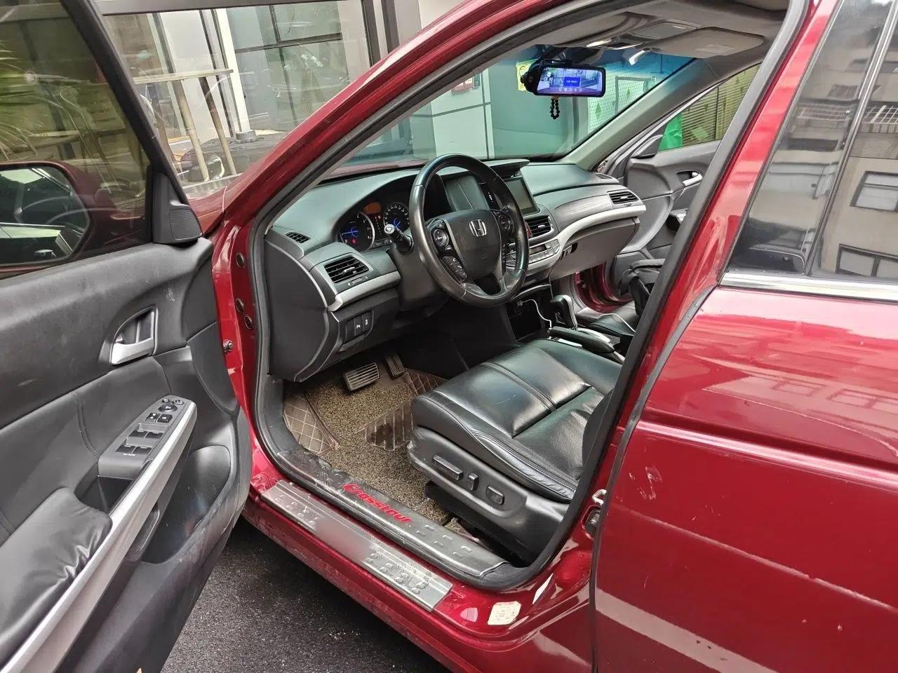 Honda Crosstour 2014 2.4L Luxury Edition — миниатюра 16