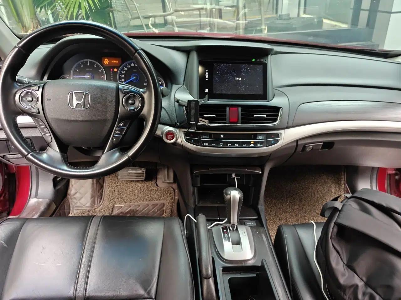 Honda Crosstour 2014 2.4L Luxury Edition — миниатюра 9