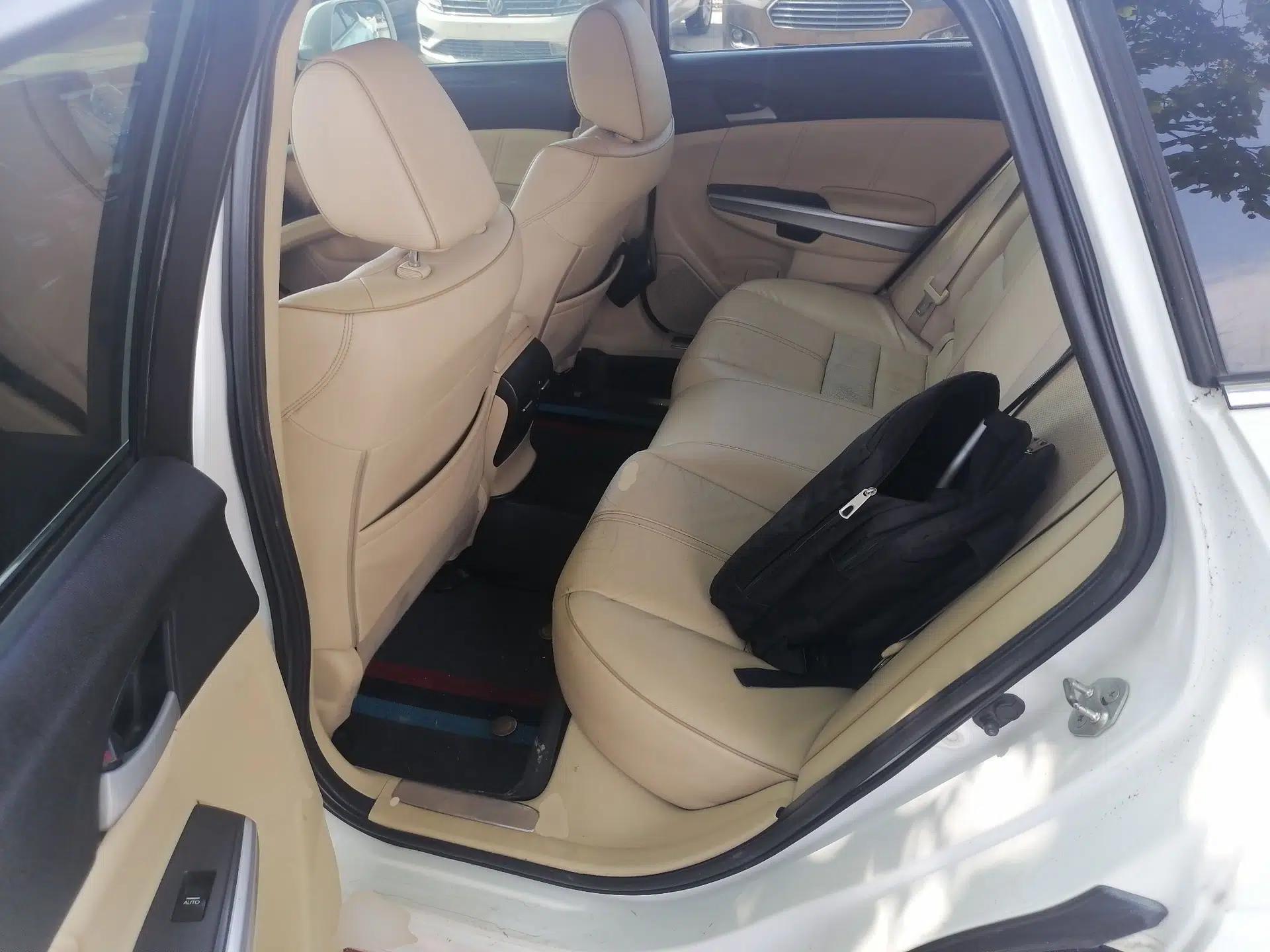 Honda Crosstour 2012 2.4L Luxury Edition — миниатюра 17