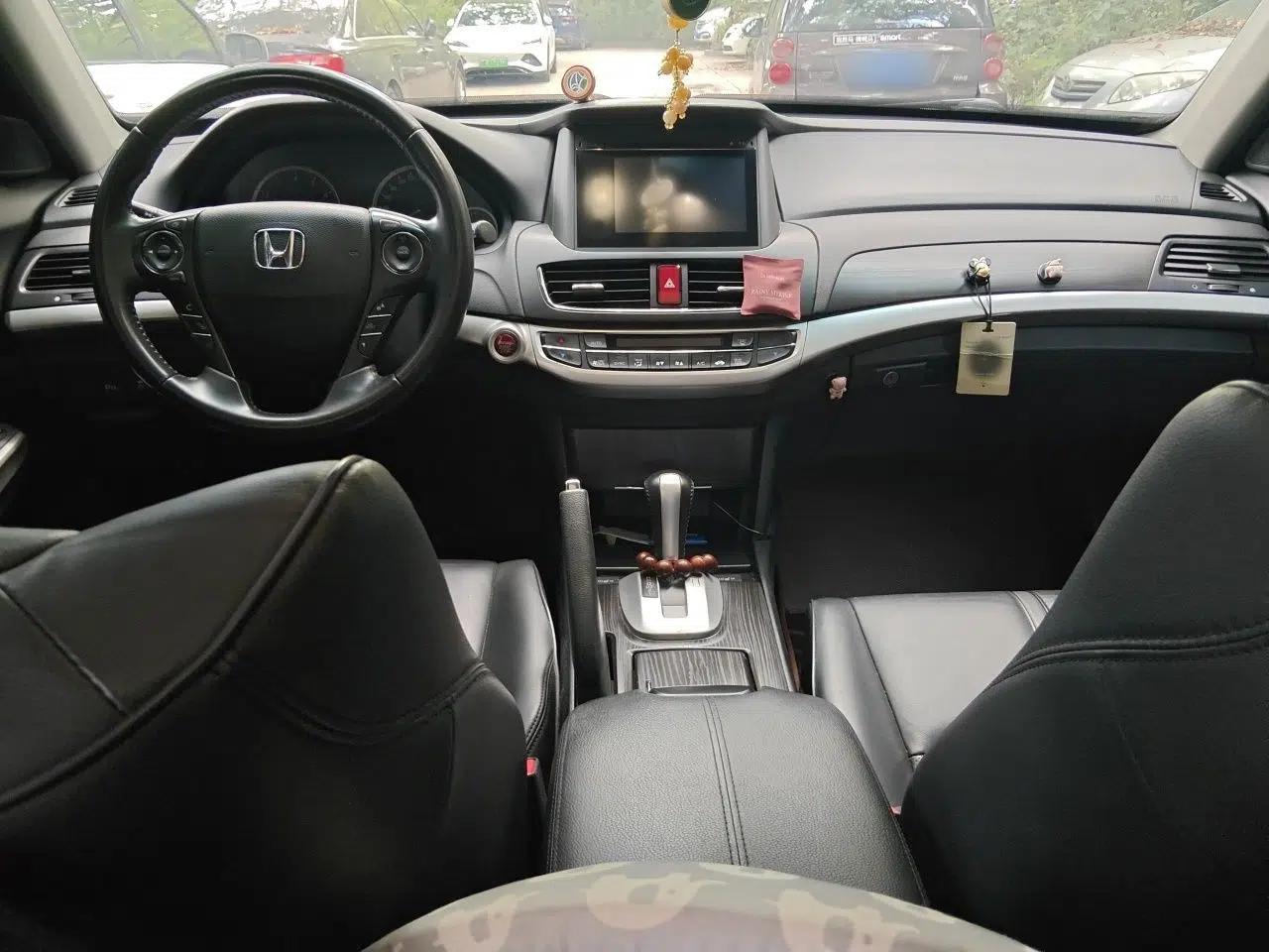 Honda Crosstour 2014 2.4L Luxury Edition — миниатюра 9
