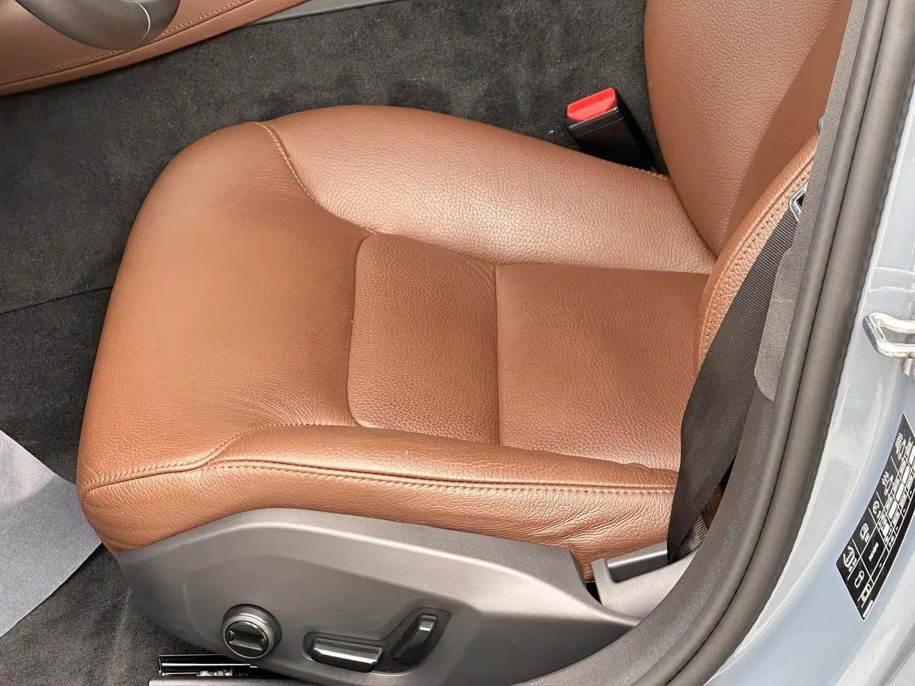 2021 Volvo S90 PHEV T8 E-Drive Hybrid Smart Luxury Edition — миниатюра 11