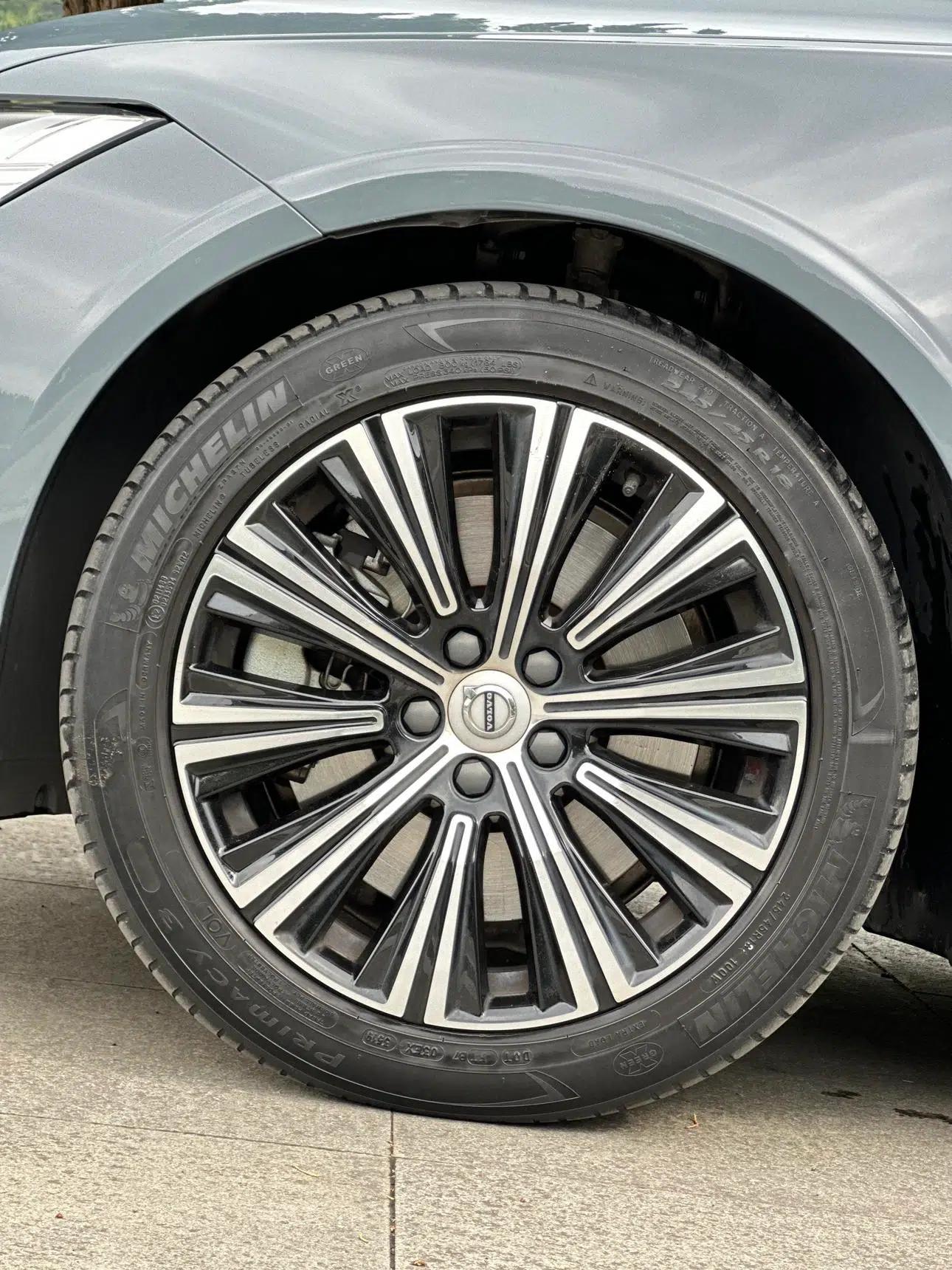 2021 Volvo S90 PHEV T8 E-Drive Hybrid Smart Luxury Edition — миниатюра 17