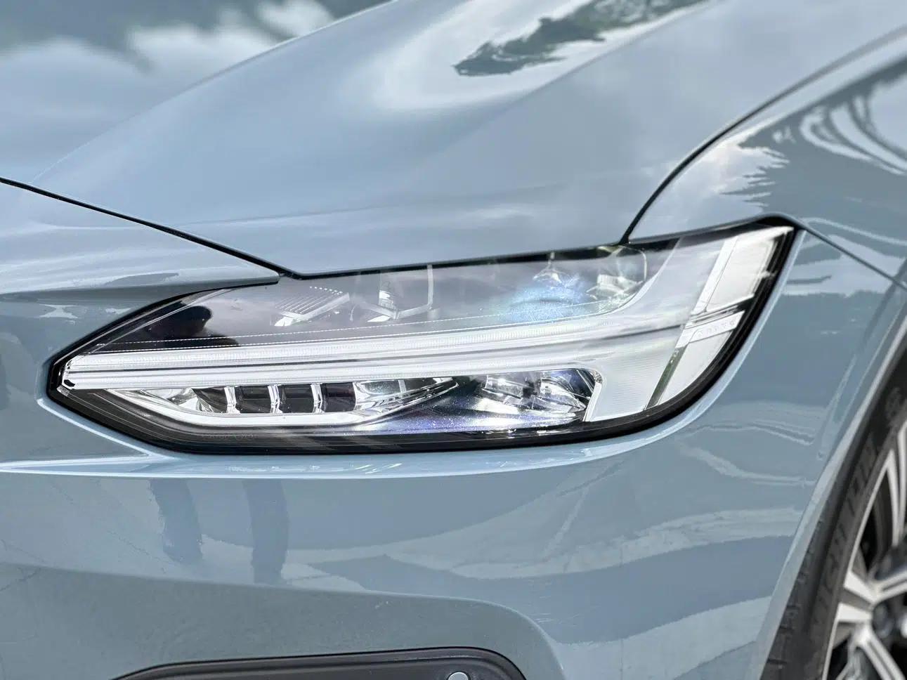 2021 Volvo S90 PHEV T8 E-Drive Hybrid Smart Luxury Edition — миниатюра 18