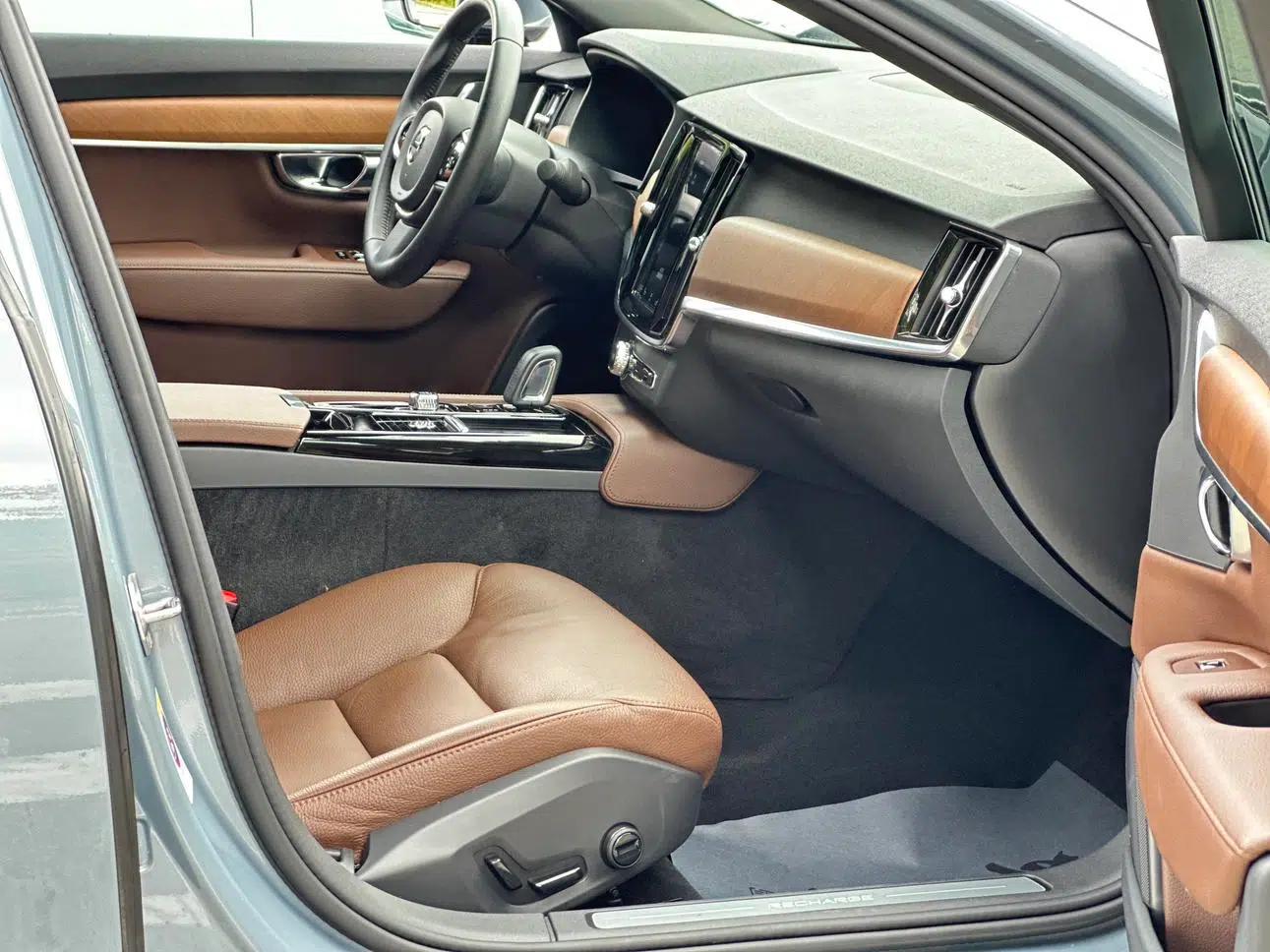 2021 Volvo S90 PHEV T8 E-Drive Hybrid Smart Luxury Edition — миниатюра 6