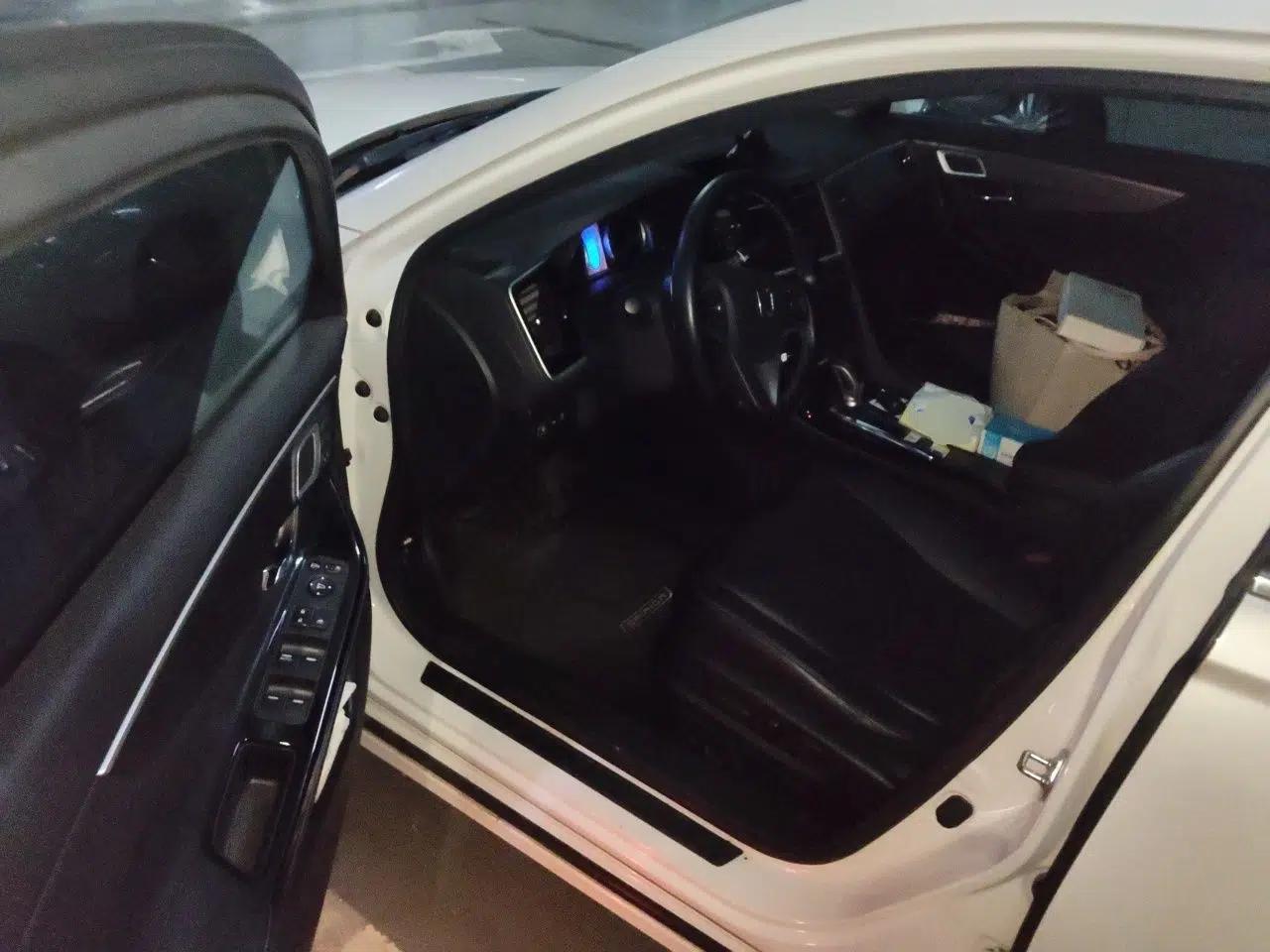Honda Spirior 2015 2.0L Collector's Edition — миниатюра 20