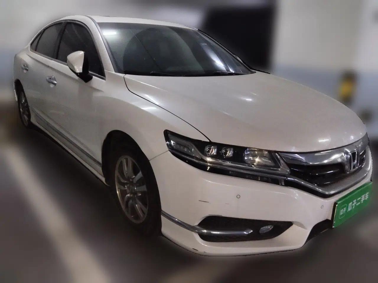 Honda Spirior 2015 2.0L Collector's Edition — миниатюра 3