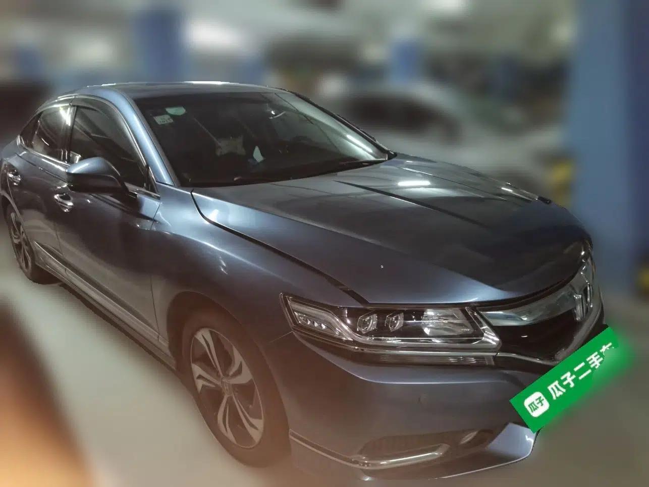 Honda Spirior 2015 2.4L Prestige Edition — миниатюра 3