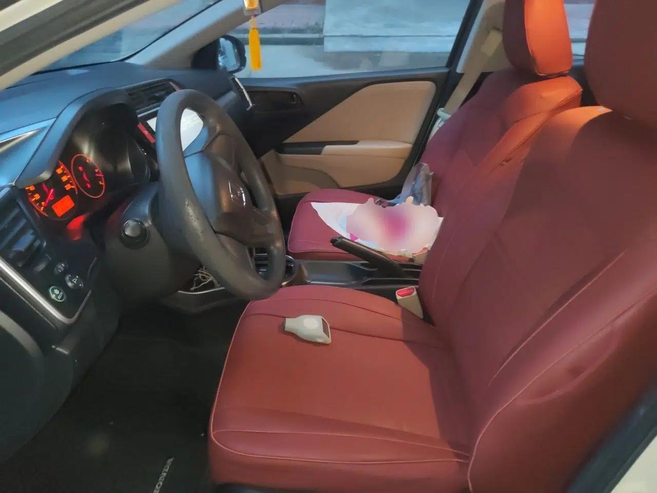 Honda Greiz 2016 1.5L CVT Classic Edition — миниатюра 15