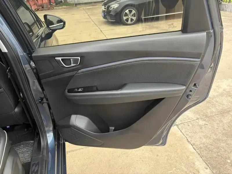 Wuling Jiachen 2022 1.5T CVT Premium Flagship Edition — миниатюра 11