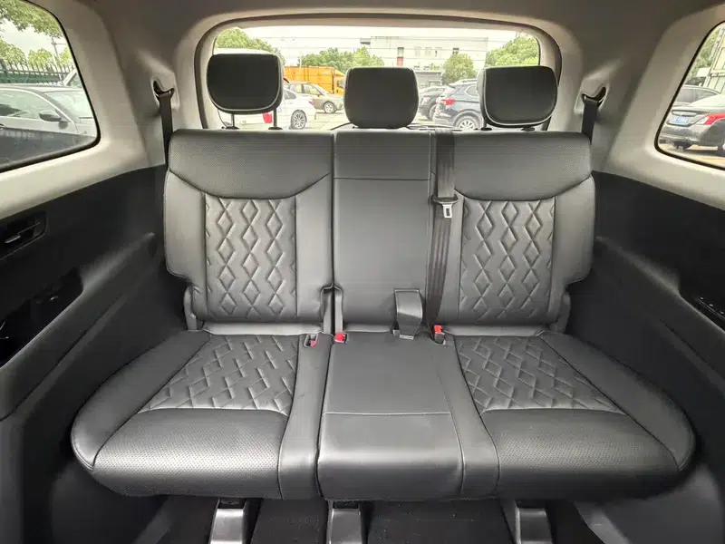 Wuling Jiachen 2022 1.5T CVT Premium Flagship Edition — миниатюра 19