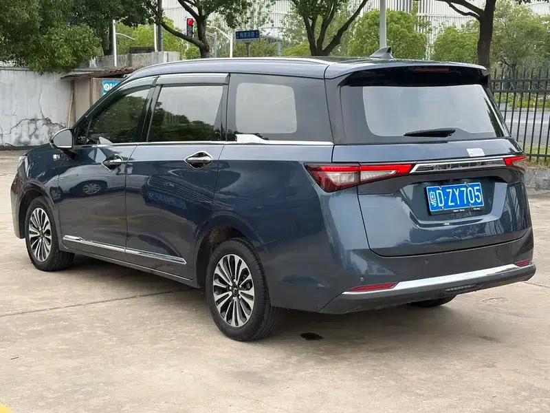 Wuling Jiachen 2022 1.5T CVT Premium Flagship Edition — миниатюра 4