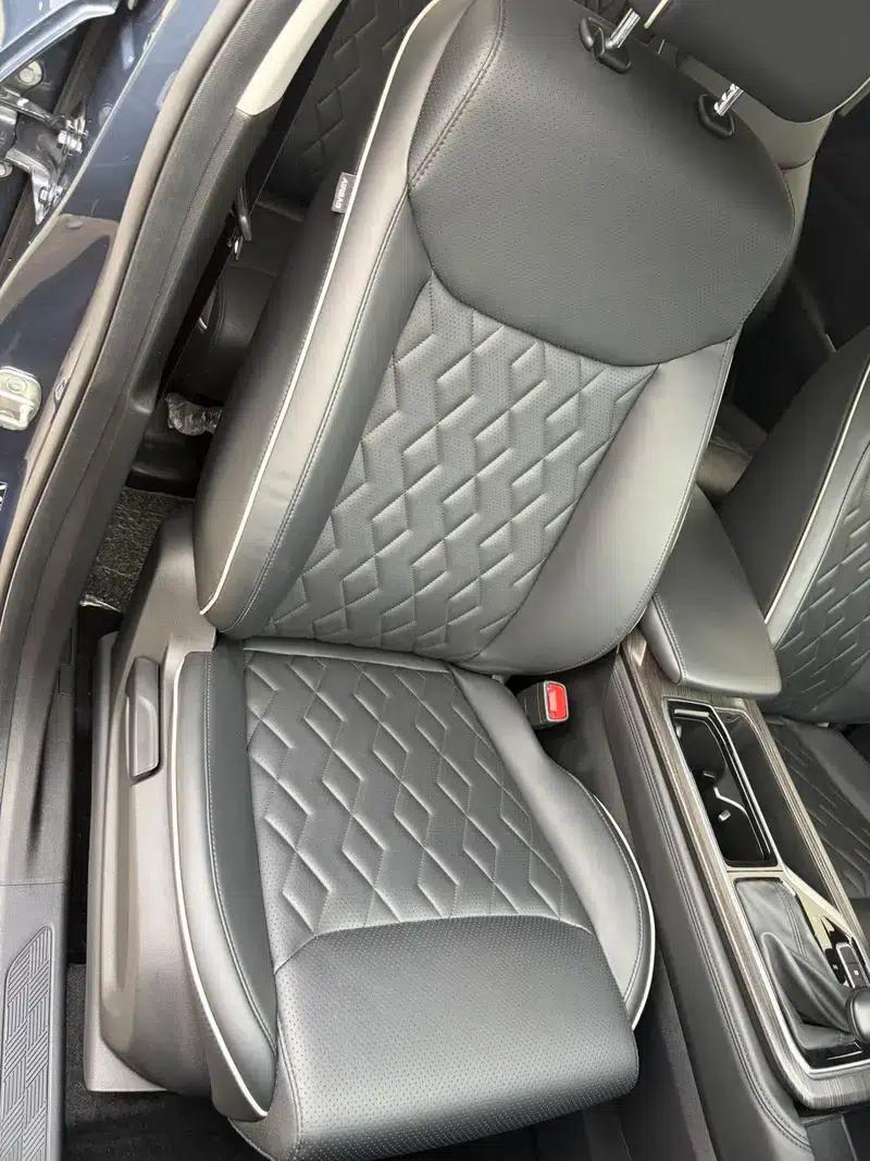 Wuling Jiachen 2022 1.5T CVT Premium Flagship Edition — миниатюра 9