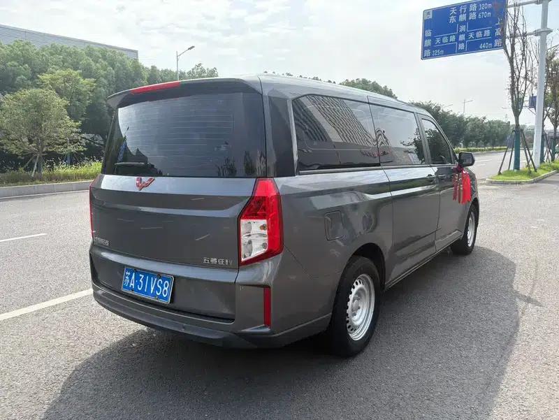 Wuling Journey 2021 1.5T Manual Deluxe Edition — миниатюра 6