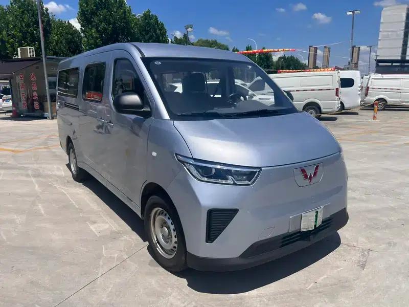 Wuling Yangguang 2024 Model 300km Comfort Bus Version 60kW — миниатюра 3