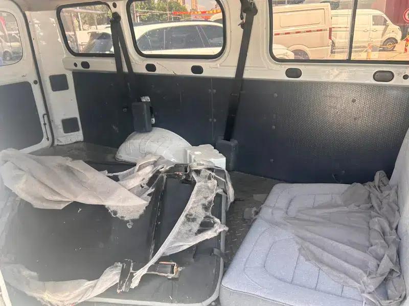 Wuling Yangguang 2024 Model 300km Comfort Edition with Closed Windows 60kW — миниатюра 9