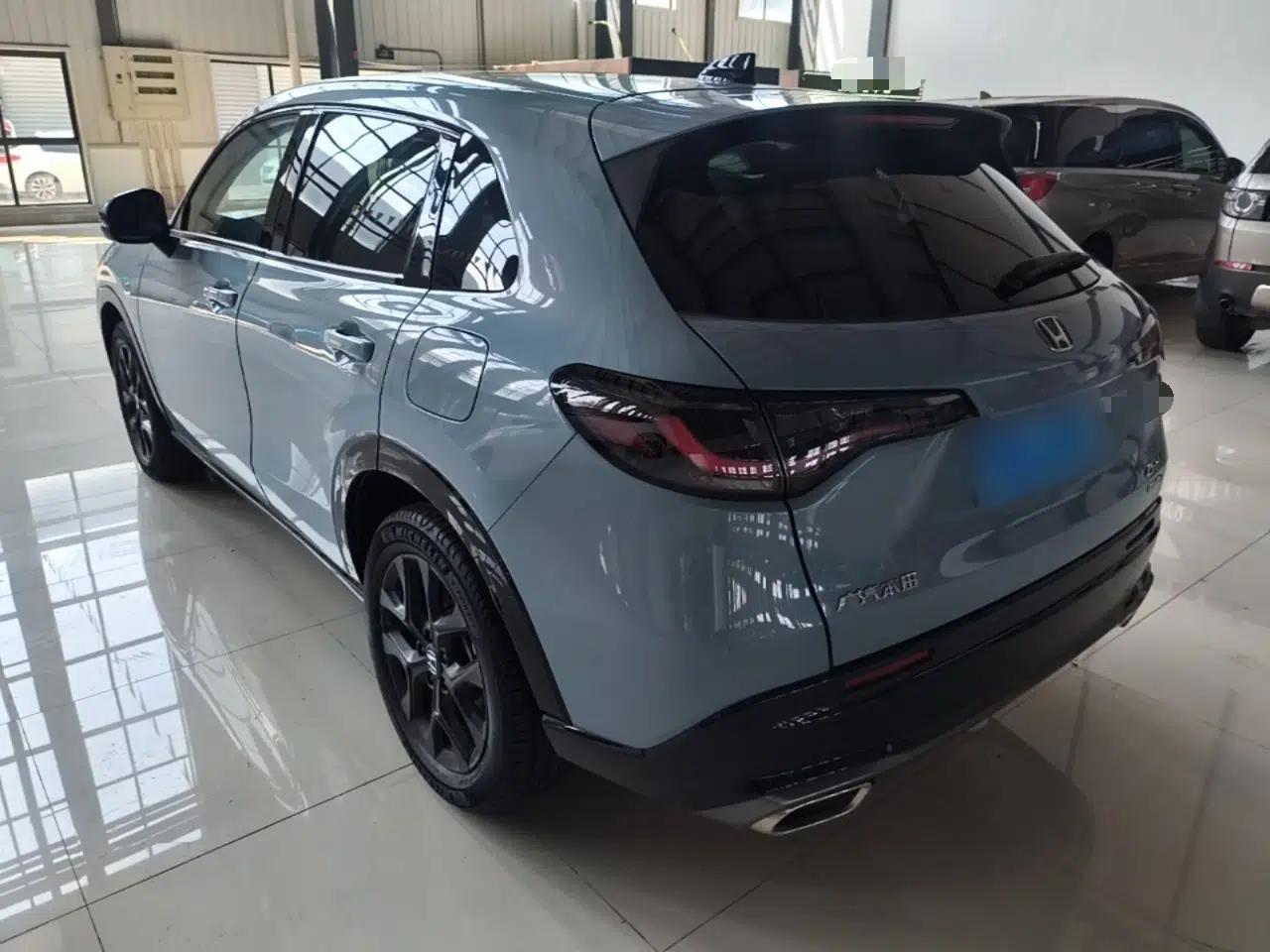 Honda ZR-V 2023 2.0L eHEV Sharp - Deluxe Edition — миниатюра 13