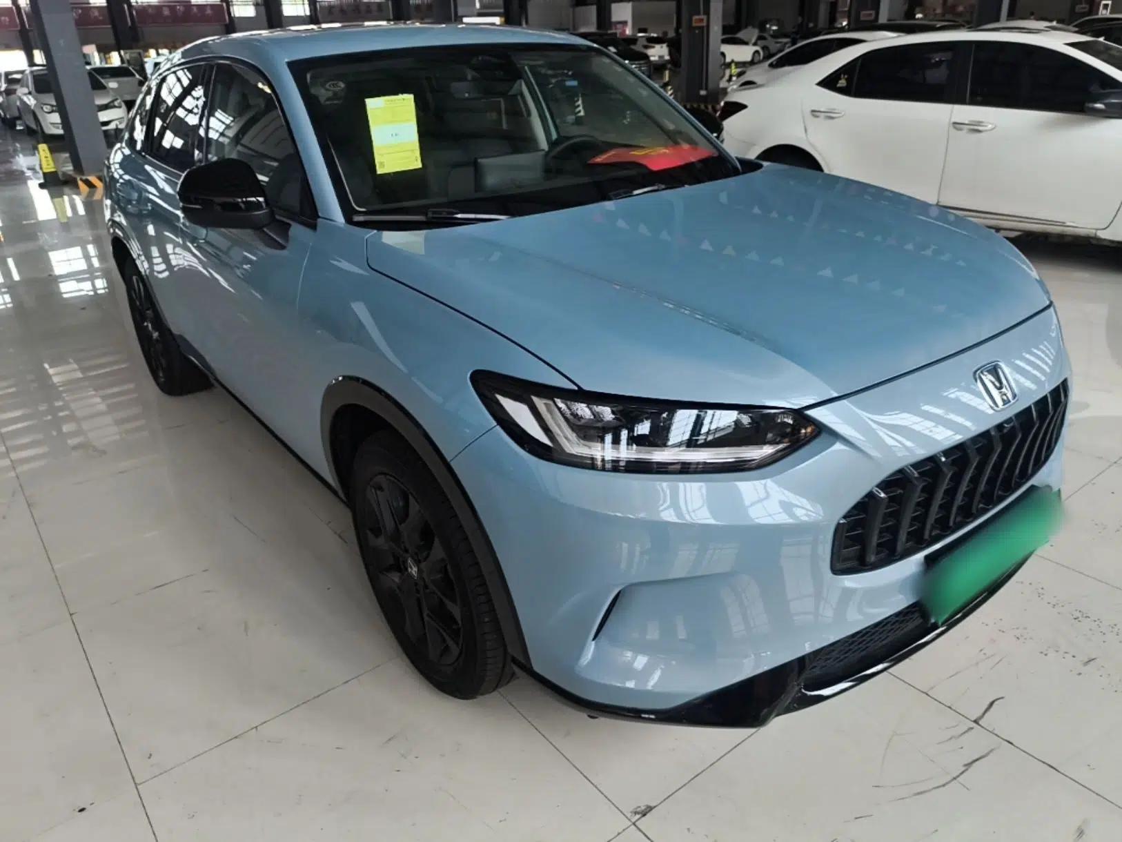 Honda ZR-V 2023 2.0L eHEV Sharp - Deluxe Edition — миниатюра 3