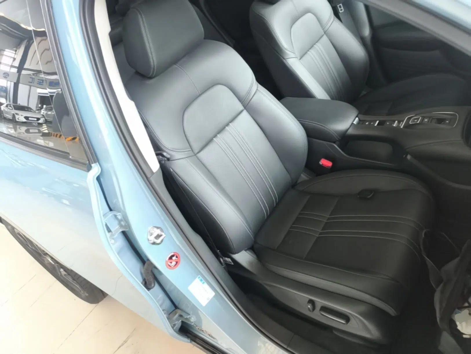Honda ZR-V 2023 2.0L eHEV Sharp - Deluxe Edition — миниатюра 24