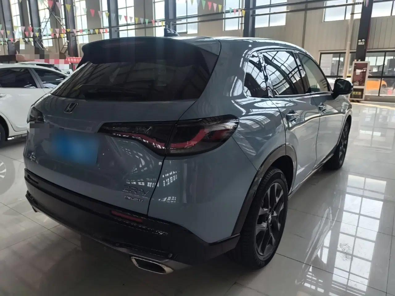Honda ZR-V 2023 2.0L eHEV Sharp - Deluxe Edition — миниатюра 6
