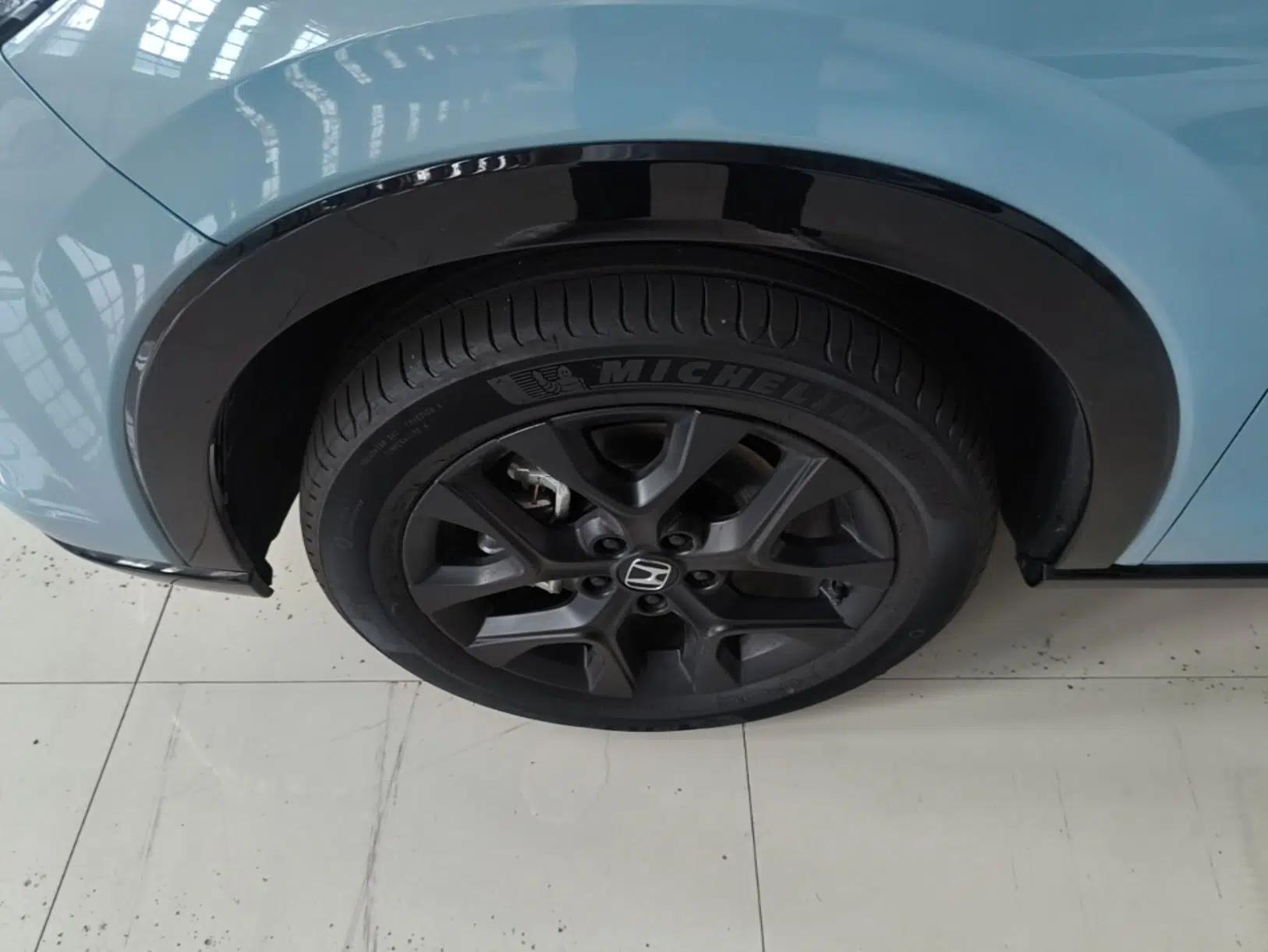 Honda ZR-V 2023 2.0L eHEV Sharp - Deluxe Edition — миниатюра 10