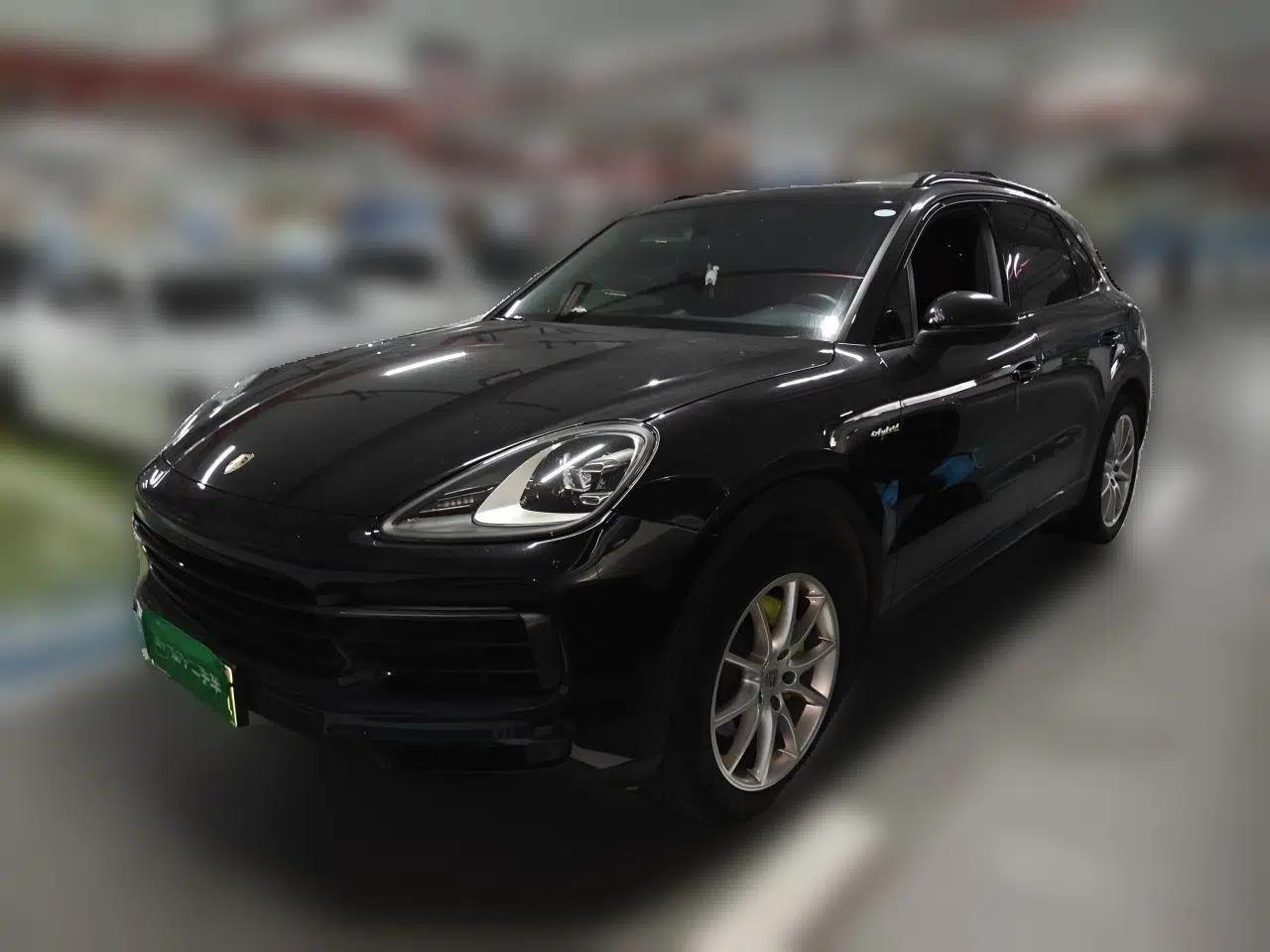 Porsche Cayenne E-Hybrid 2021 Cayenne E-Hybrid 2.0T — миниатюра 1