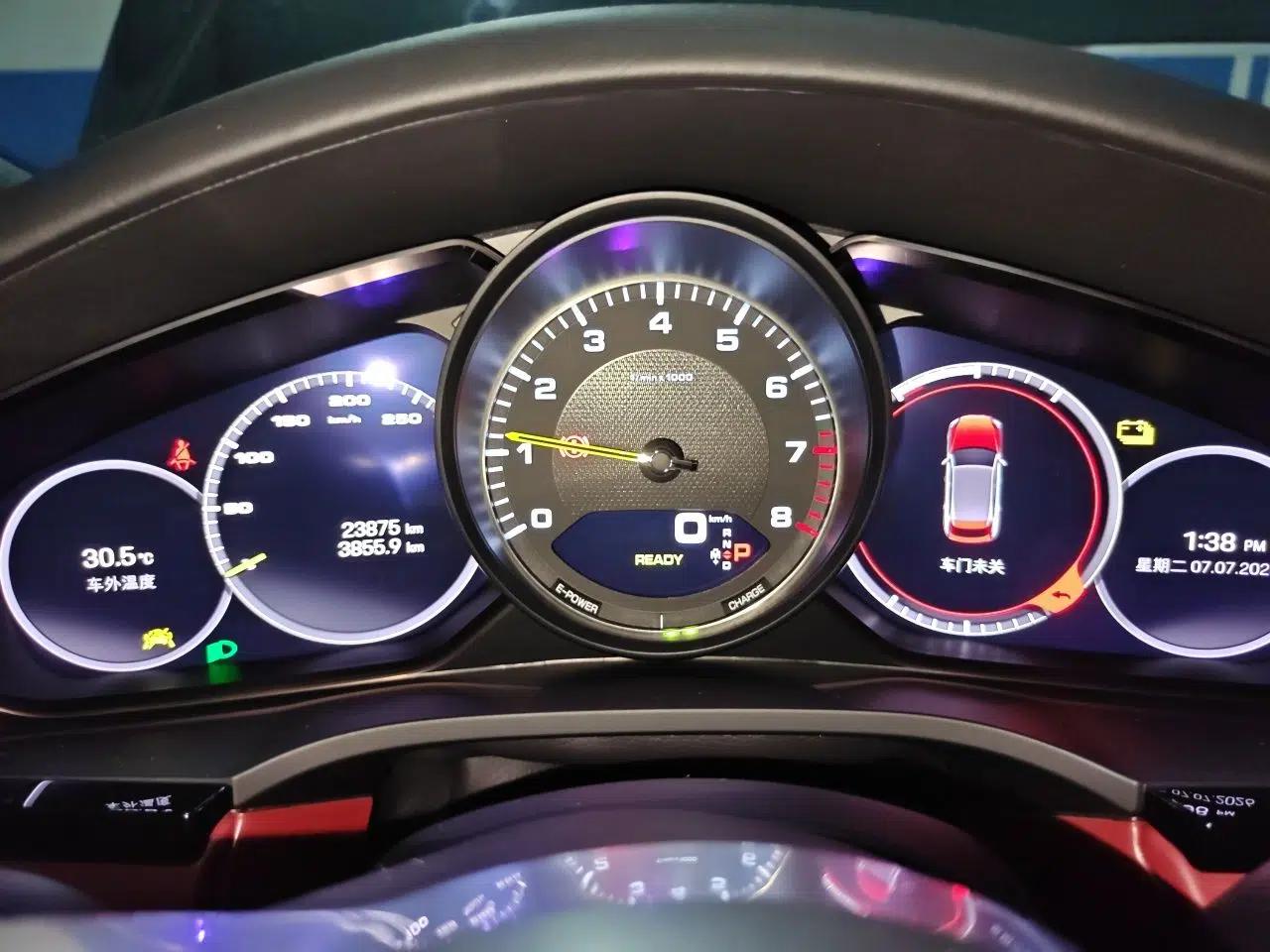 Porsche Cayenne E-Hybrid 2021 Cayenne E-Hybrid 2.0T — миниатюра 11