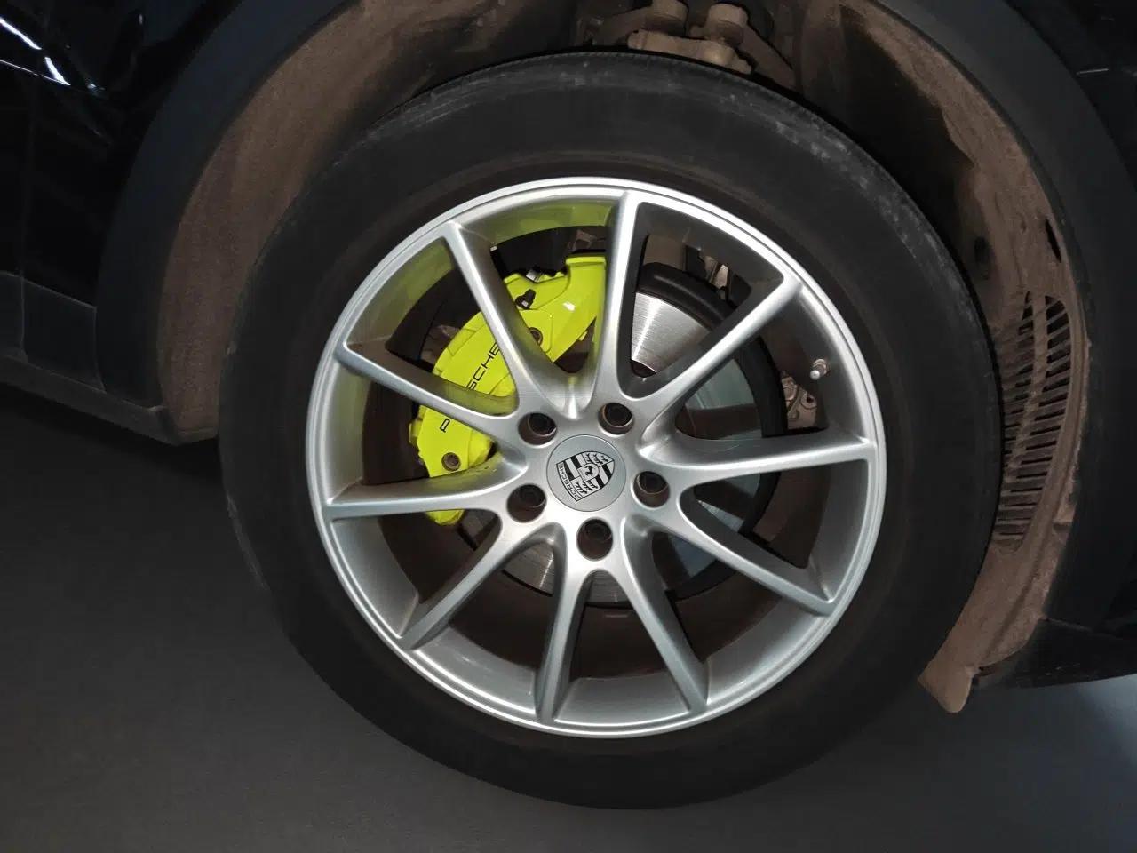 Porsche Cayenne E-Hybrid 2021 Cayenne E-Hybrid 2.0T — миниатюра 8
