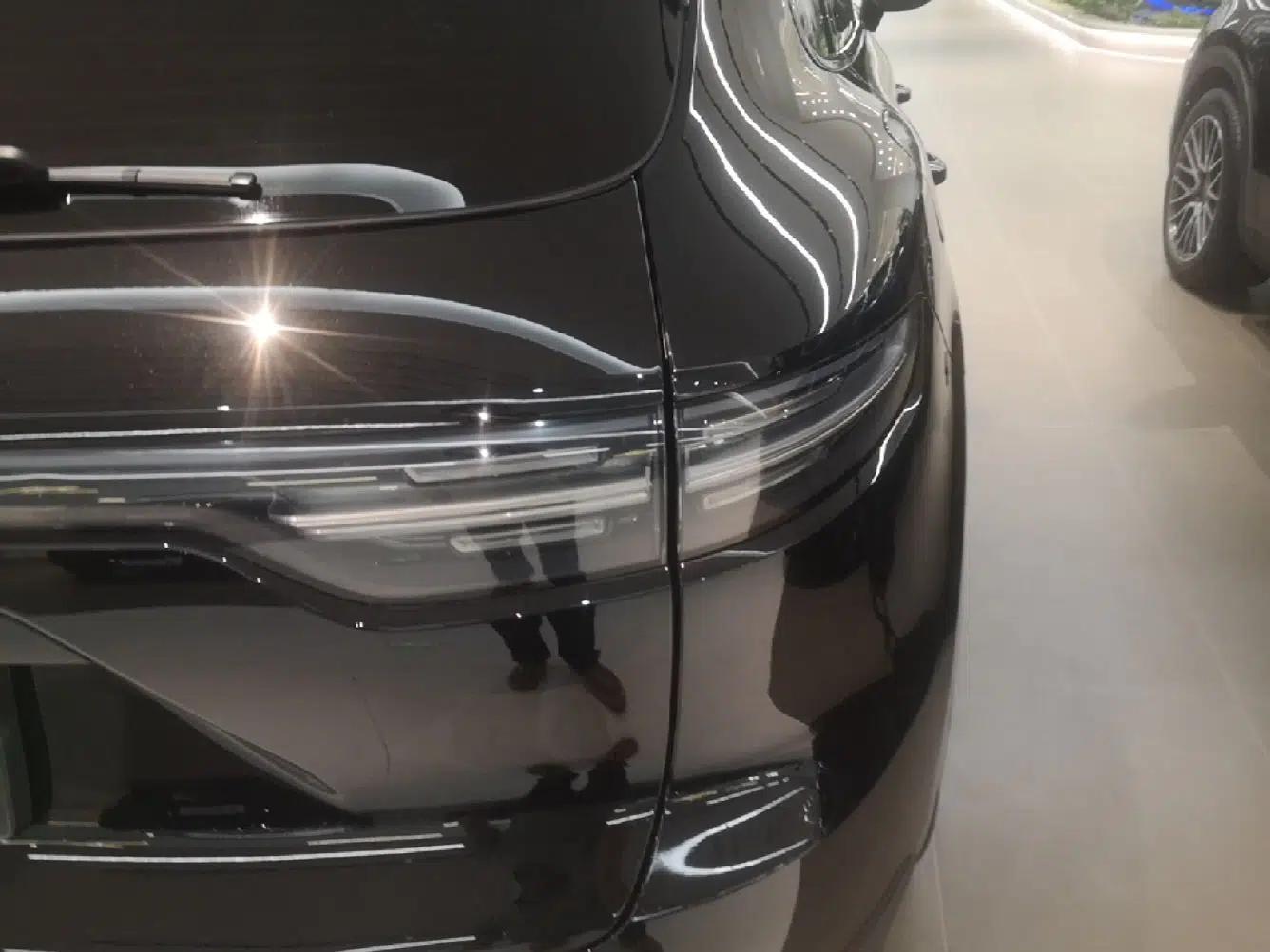 Porsche Cayenne E-Hybrid 2023 Cayenne E-Hybrid 2.0T Platinum Edition — миниатюра 9