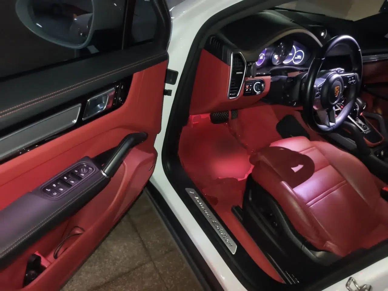 Porsche Cayenne E-Hybrid 2023 Cayenne E-Hybrid 2.0T Platinum Edition — миниатюра 16