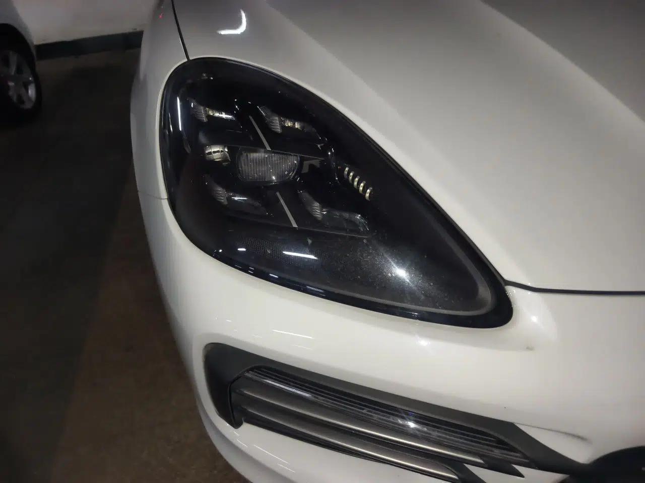 Porsche Cayenne E-Hybrid 2023 Cayenne E-Hybrid 2.0T Platinum Edition — миниатюра 7