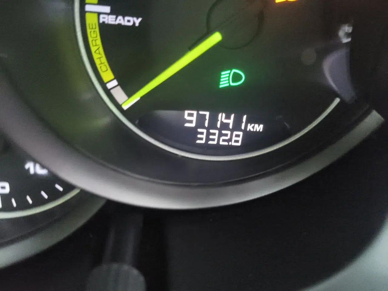 Porsche Cayenne E-Hybrid 2015 Cayenne S E-Hybrid 3.0T — миниатюра 12