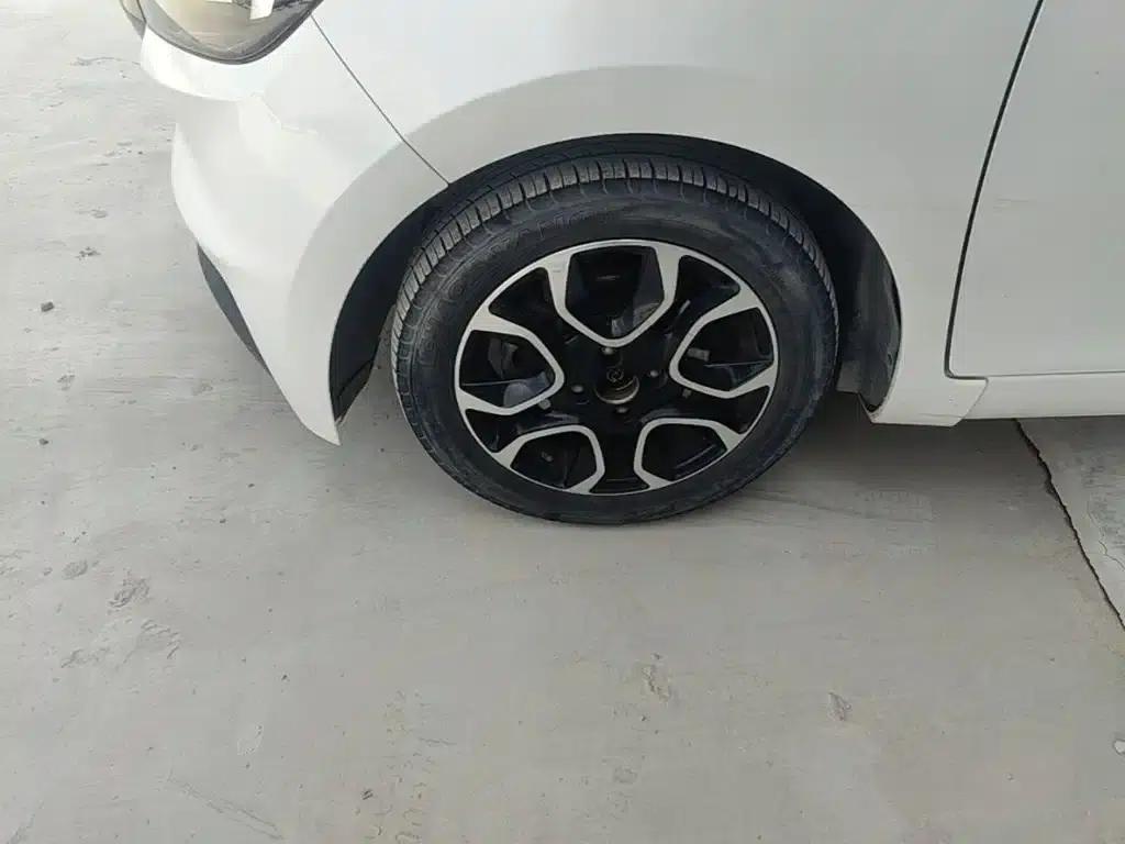 Yizhi EV3 2019 Cool Run Edition — миниатюра 23