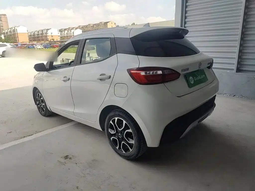 Yizhi EV3 2019 Cool Run Edition — миниатюра 5