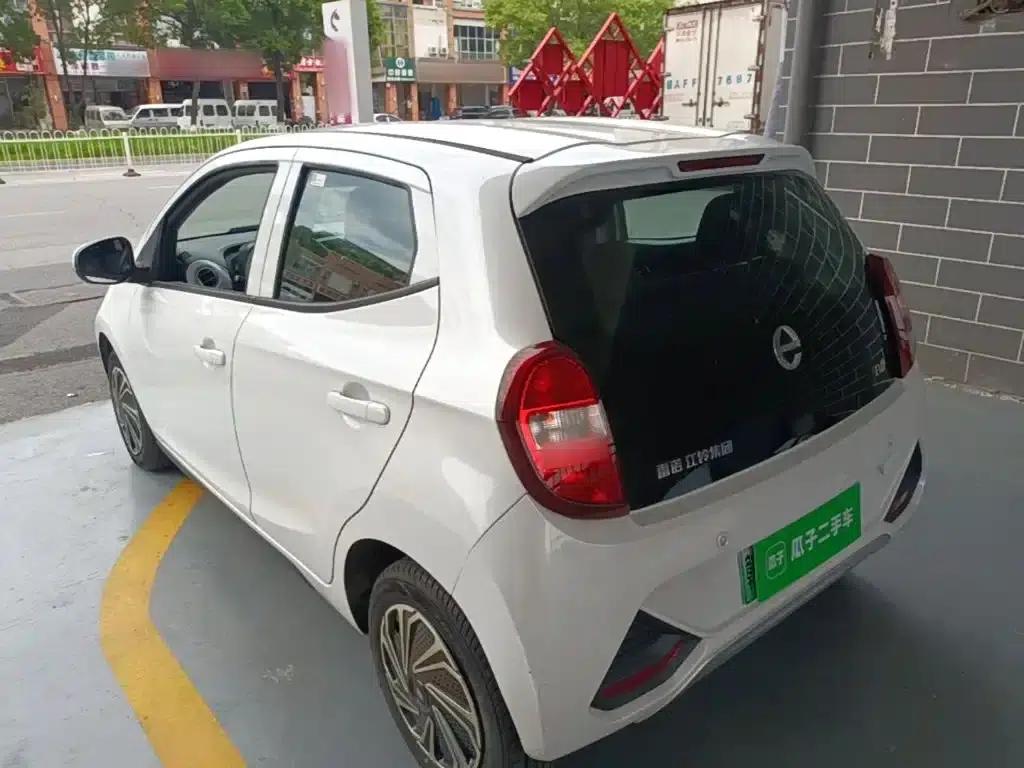 Yizhi EV2 2022 Heartbeat Edition — миниатюра 5
