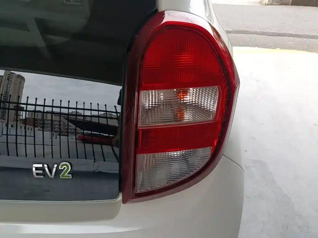 Yizhi EV2 2022 Heartbeat Edition — миниатюра 8