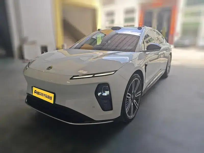 NIO ET9 2025 Model 102kWh First Edition Limited Edition — миниатюра 1