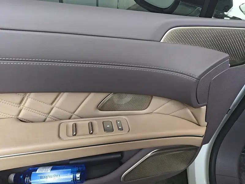 NIO ET9 2025 Model 102kWh First Edition Limited Edition — миниатюра 15
