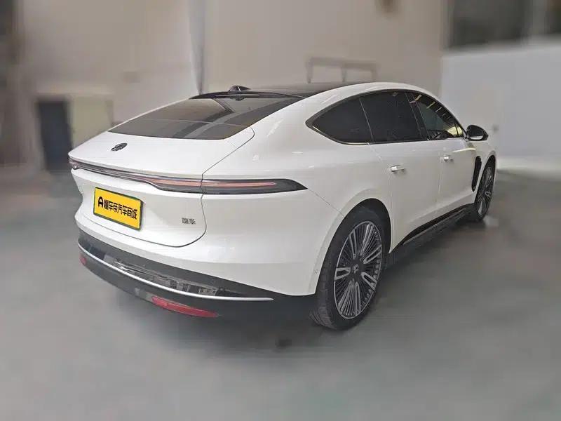 NIO ET9 2025 Model 102kWh First Edition Limited Edition — миниатюра 4