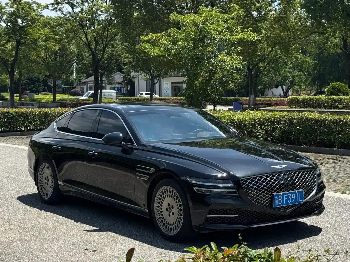 Genesis G80 2023 2.5T AWD Flagship Edition — миниатюра 3