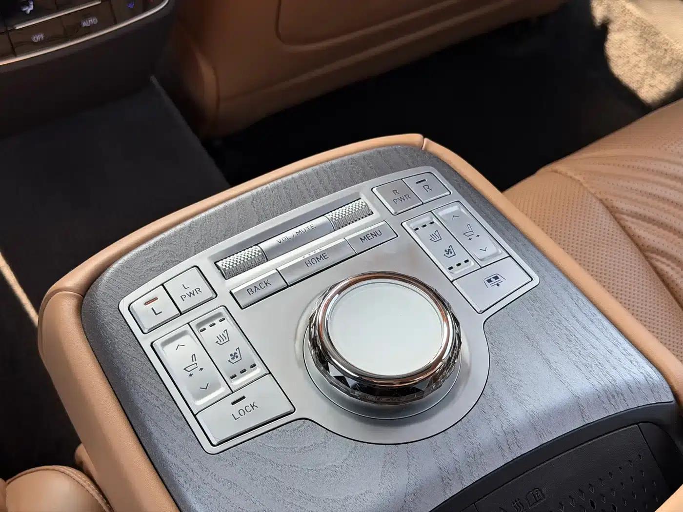 Genesis G80 2023 2.5T Rear-Wheel Drive Flagship Edition — миниатюра 14