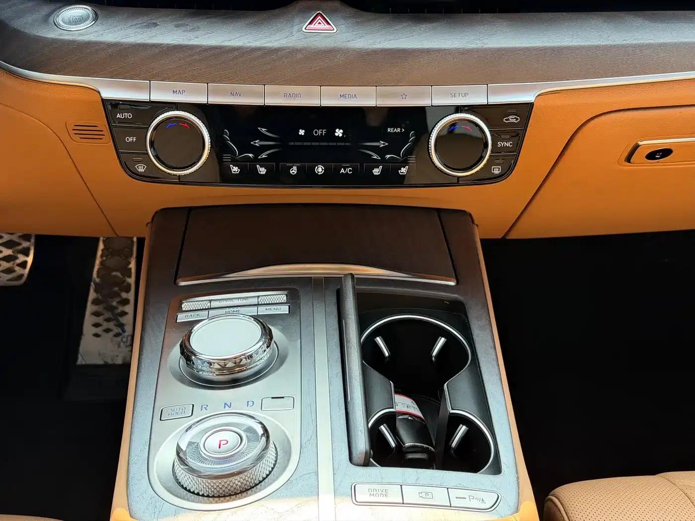 Genesis G80 2023 2.5T Rear-Wheel Drive Flagship Edition — миниатюра 22